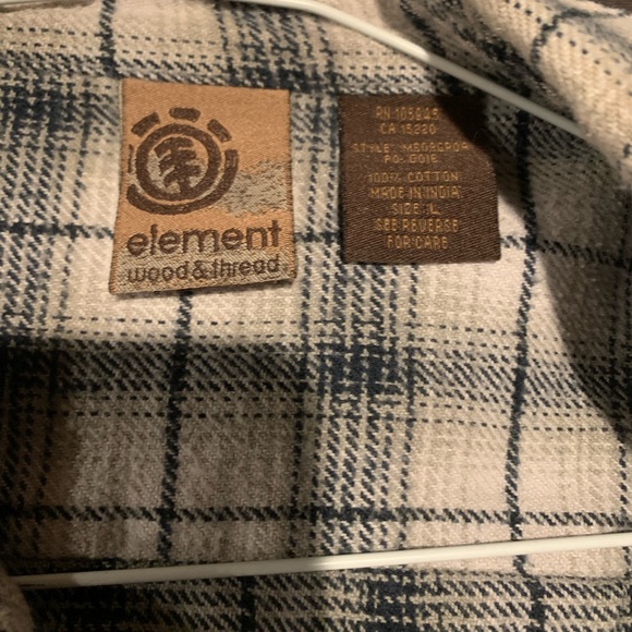 Element Blue button up size L - Picture 2 of 2